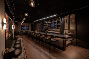 Cigar-Club-Miami-Downtown-lounge